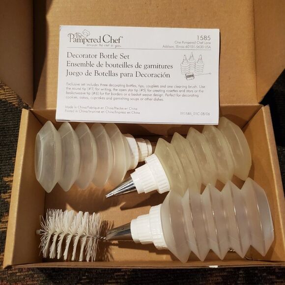 Pampered Chef Decorator Bottle Set #1 - Picture 2 of 2